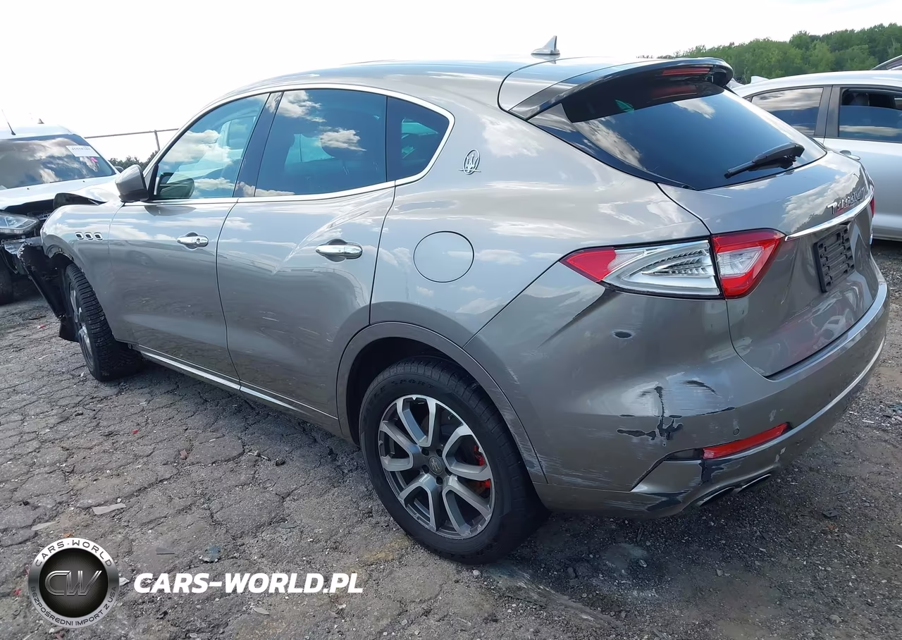 2017 Maserati Levante VIN:ZN661XUA3HX236209 - 3