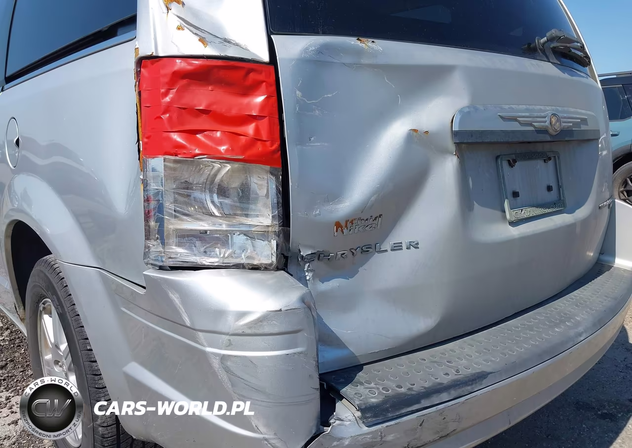 2010 Chrysler Town & Country Touring VIN:2A4RR5D13AR373354 - 6