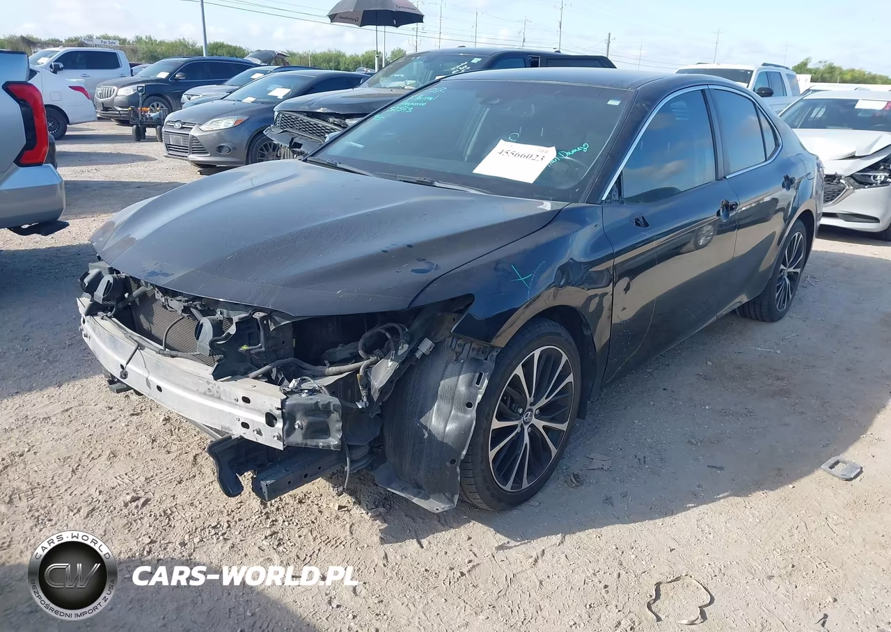 2018 Toyota Camry Se VIN:4T1B11HK7JU141168 - 2
