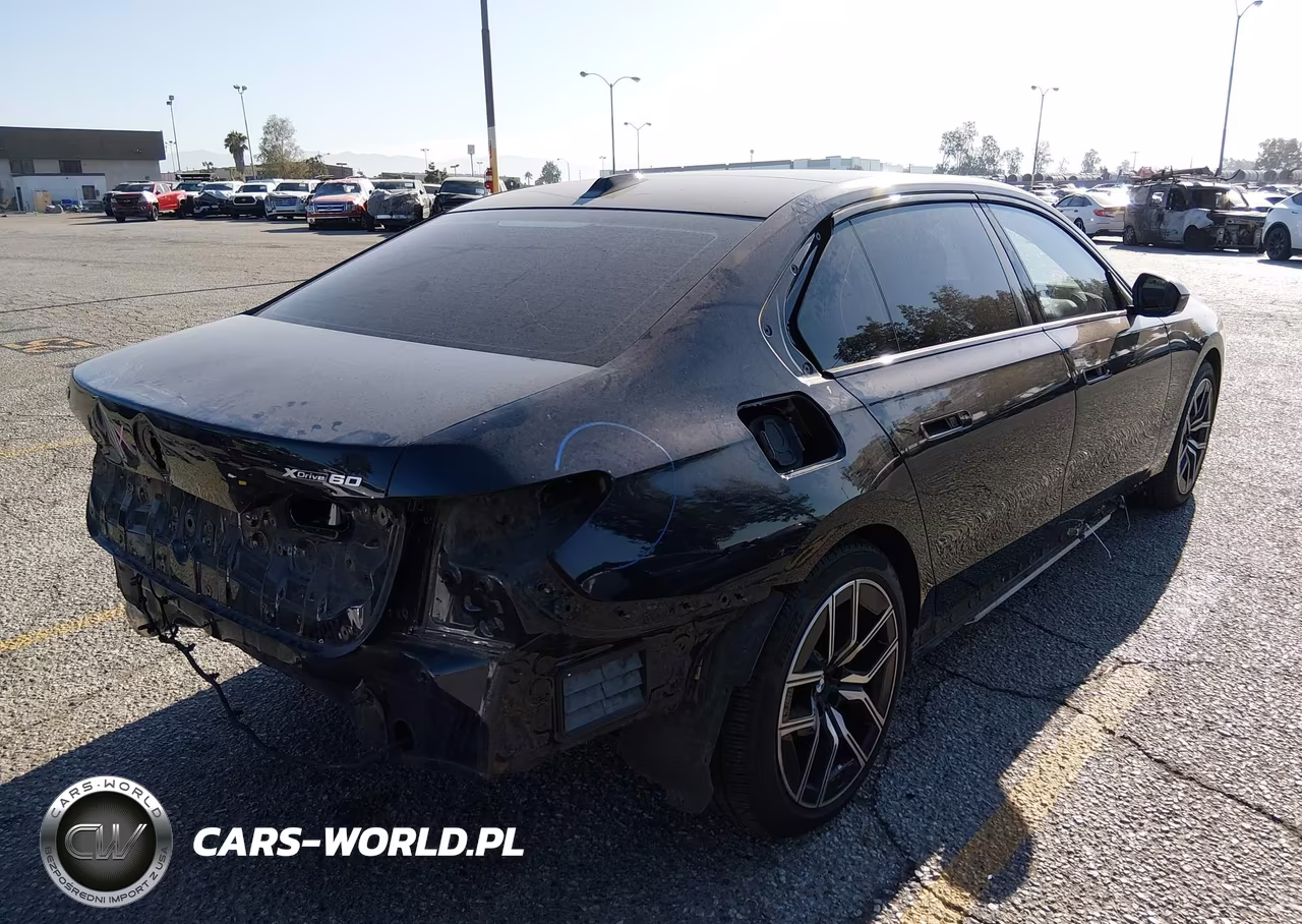 2023 BMW I7 xDrive60 VIN:WBY53EJ05PCL63717 - 4