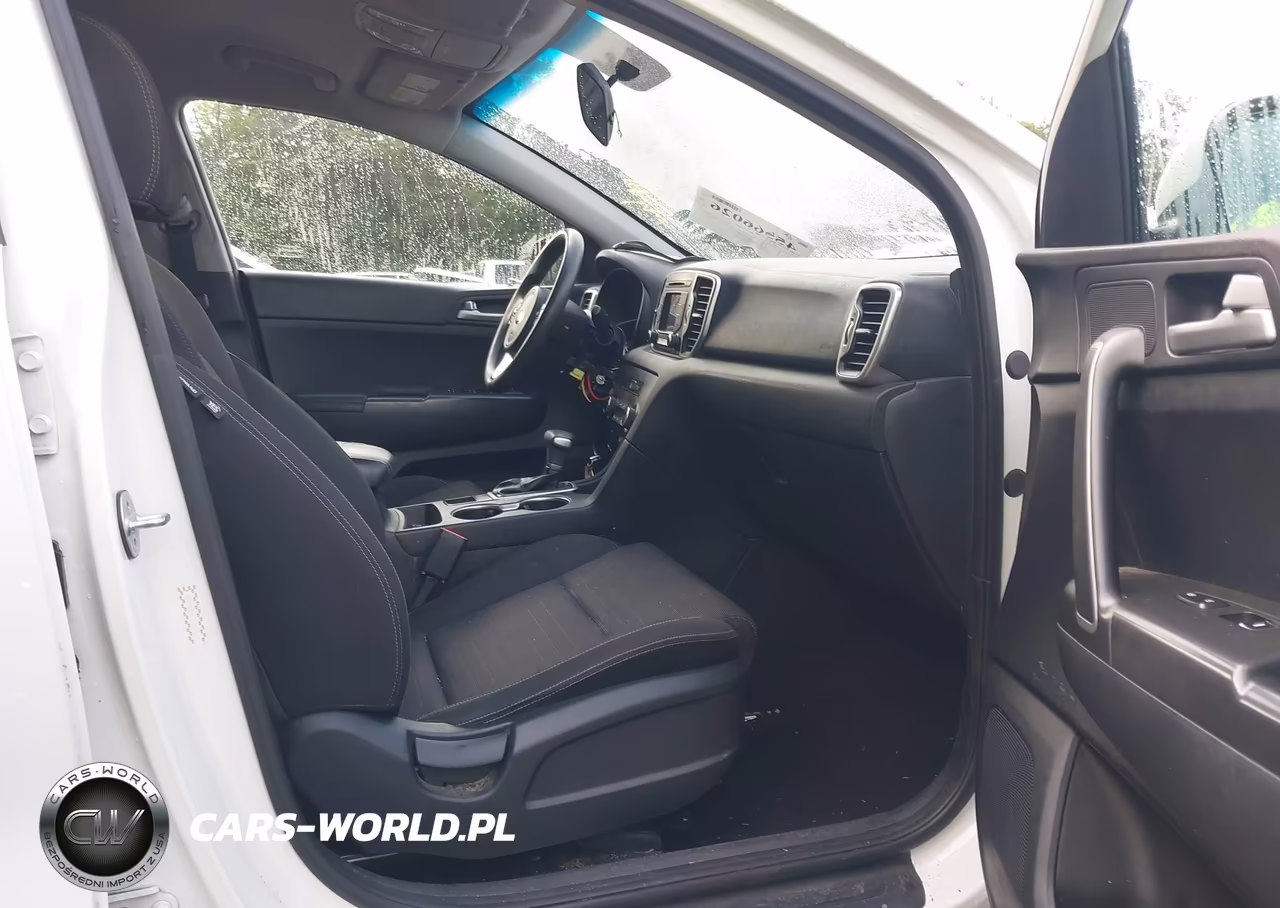 2018 Kia Sportage Lx VIN:KNDPM3AC4J7443967 - 5