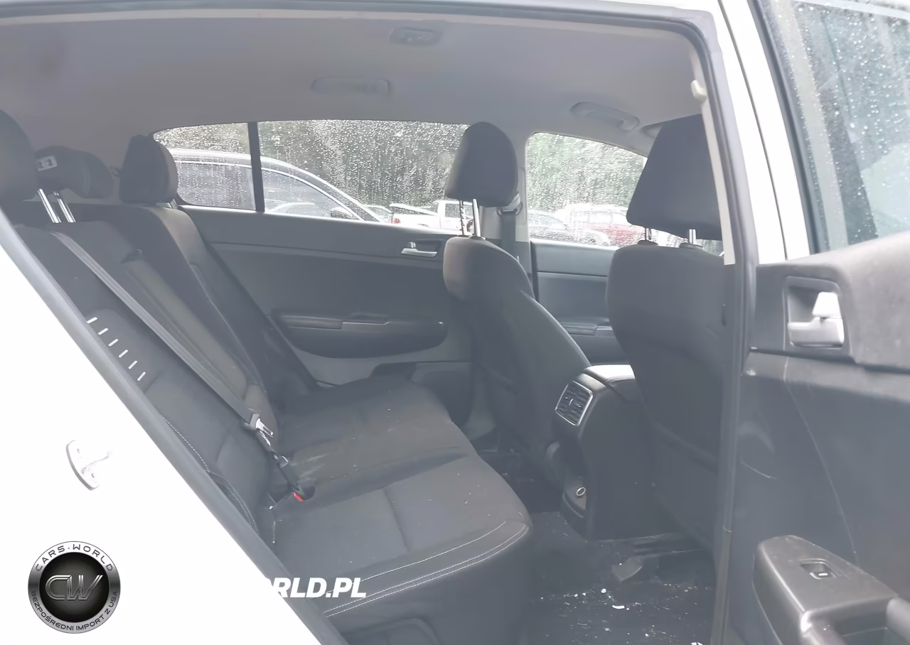 2018 Kia Sportage Lx VIN:KNDPM3AC4J7443967 - 8