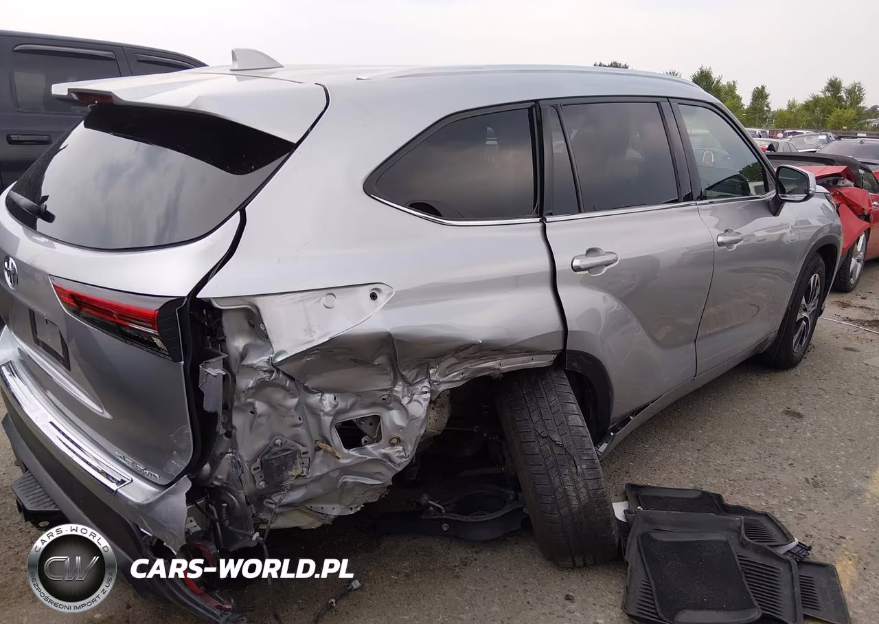 2020 Toyota Highlander Xle VIN:5TDHZRBH7LS000854 - 4