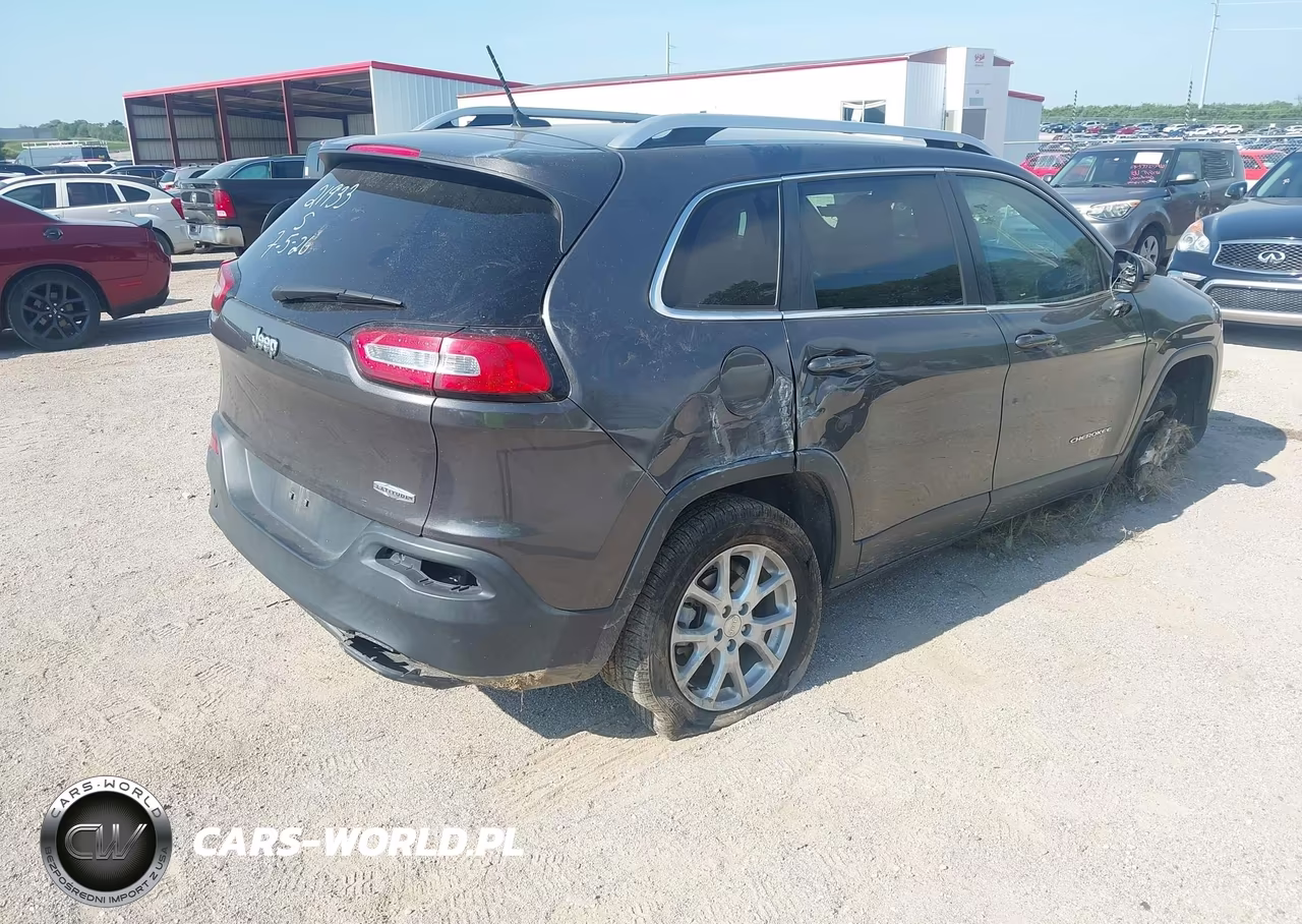 2014 Jeep Cherokee Latitude VIN:1C4PJLCB6EW157756 - 4