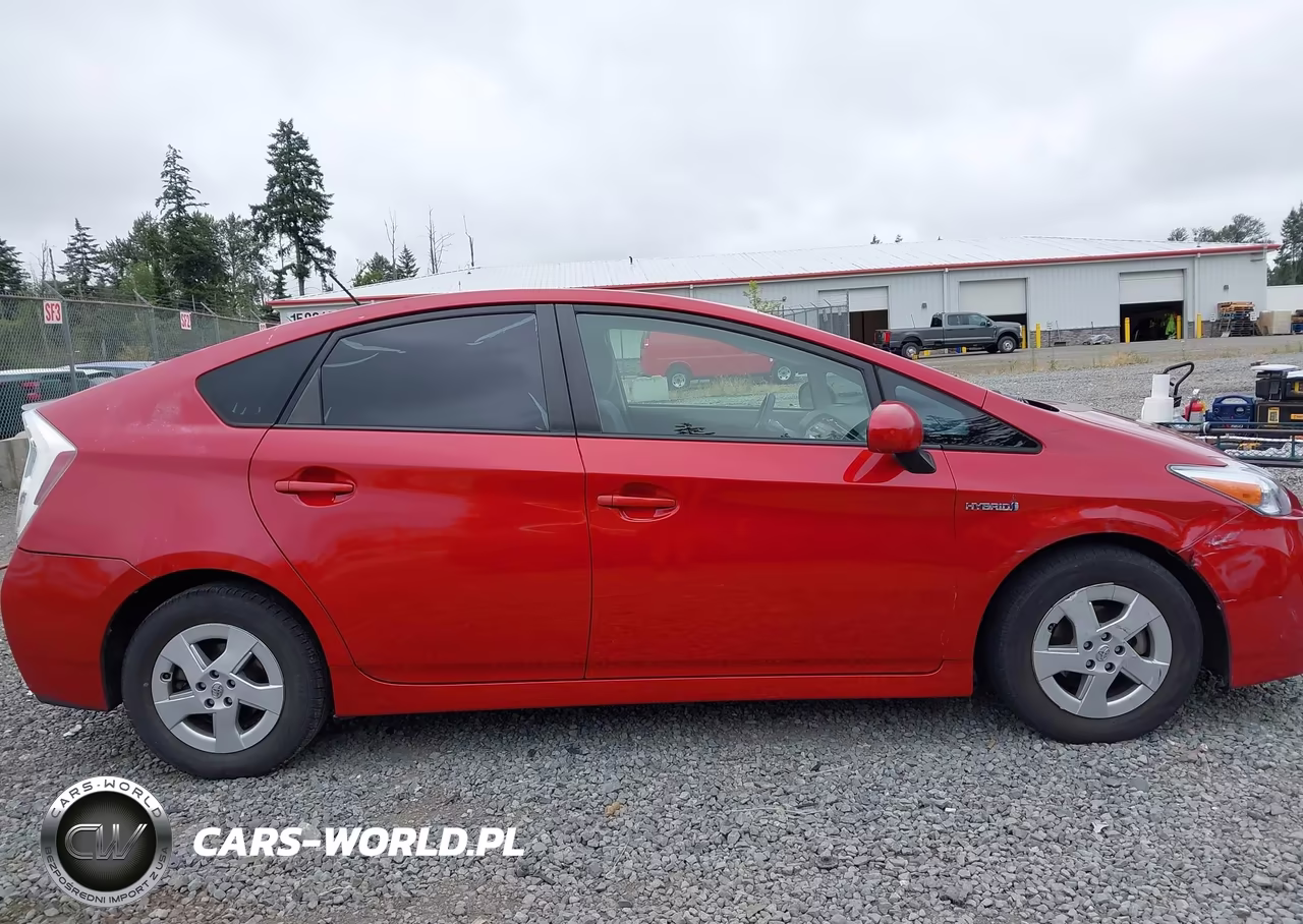 2011 Toyota Prius Two VIN:JTDKN3DU6B1477196 - 13