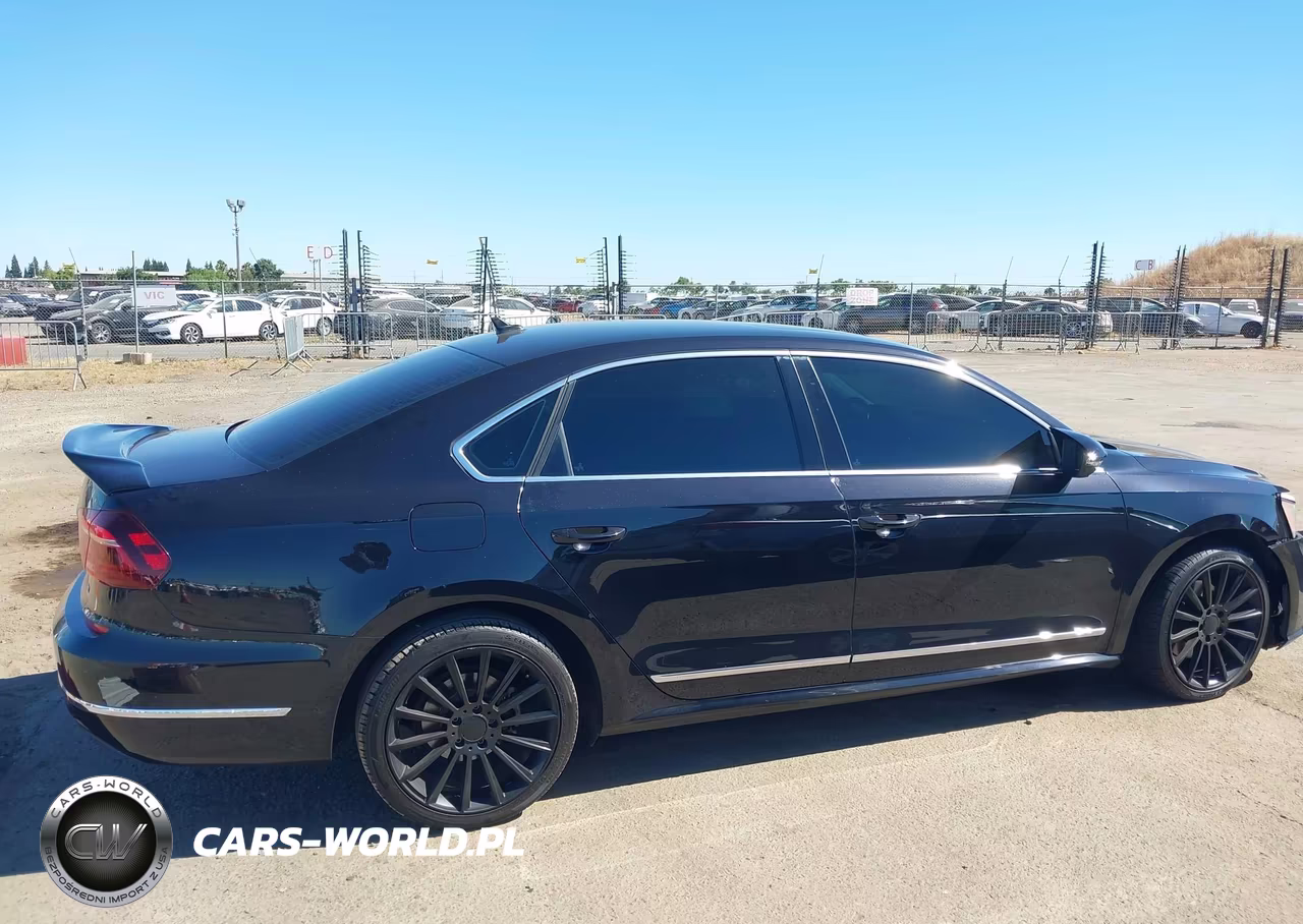 2017 Volkswagen Passat 1.8T Se VIN:1VWBT7A34HC006036 - 13