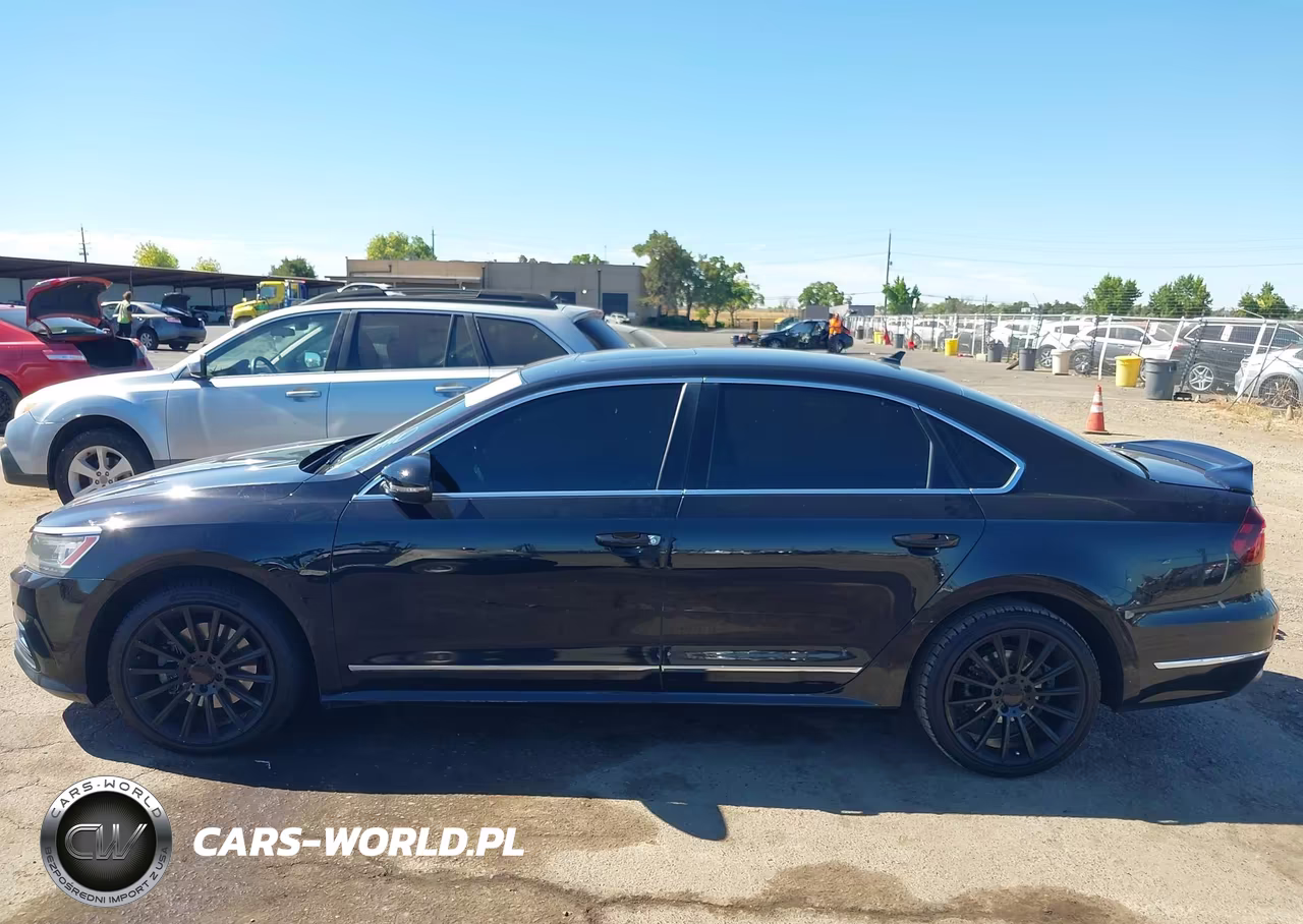2017 Volkswagen Passat 1.8T Se VIN:1VWBT7A34HC006036 - 14