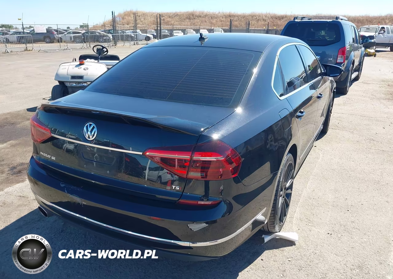 2017 Volkswagen Passat 1.8T Se VIN:1VWBT7A34HC006036 - 4