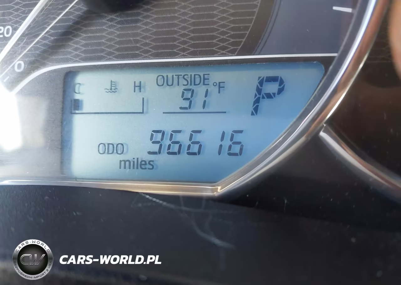 2014 Toyota Corolla Le Plus VIN:5YFBURHE2EP103144 - 15