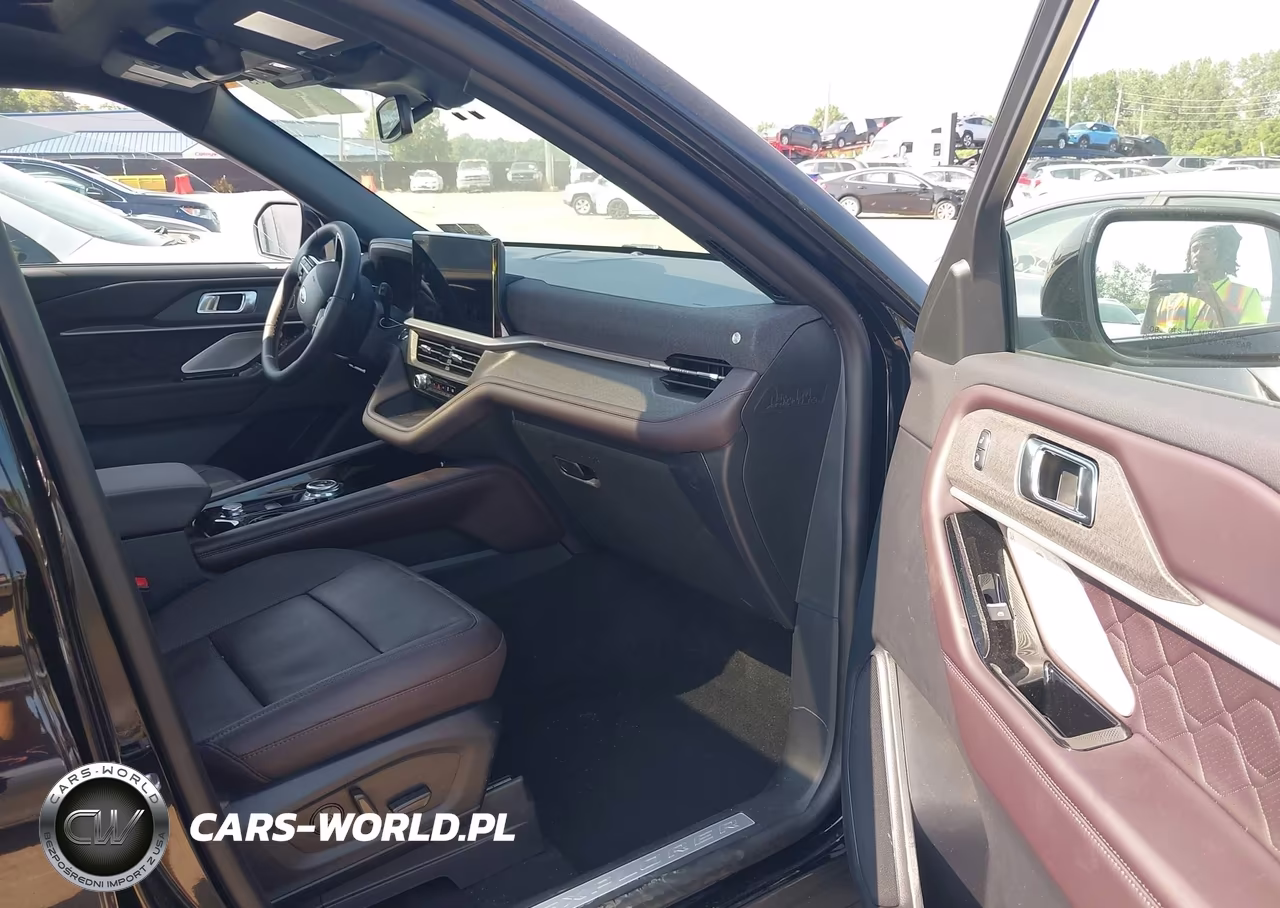 2026 Ford Explorer Platinum VIN:1FMUK8HH9TGB87587 - 5