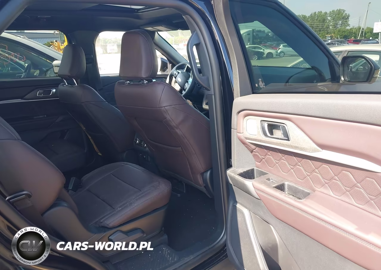 2026 Ford Explorer Platinum VIN:1FMUK8HH9TGB87587 - 8