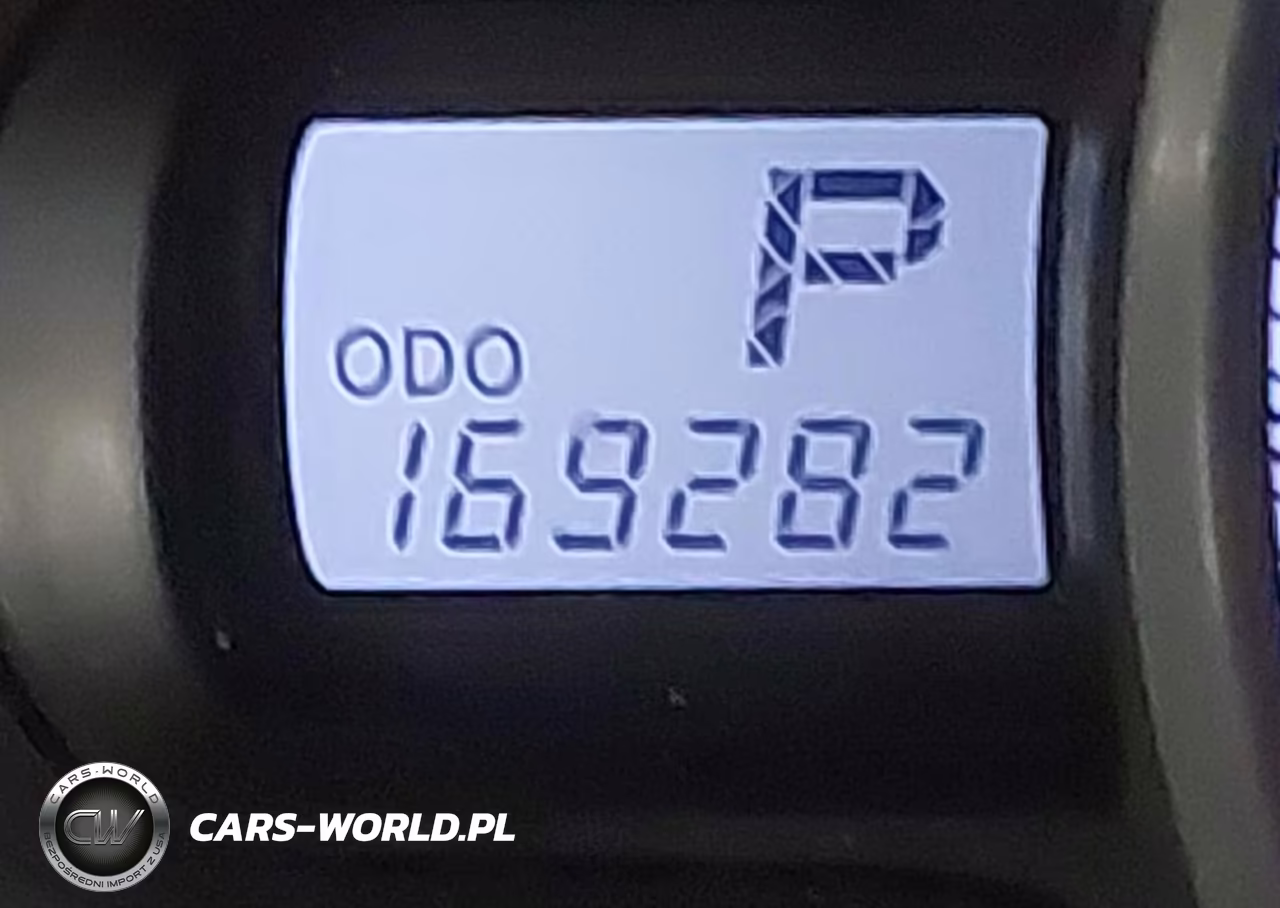 2011 Toyota Sienna Le V6 VIN:5TDKK3DC3BS116169 - 15