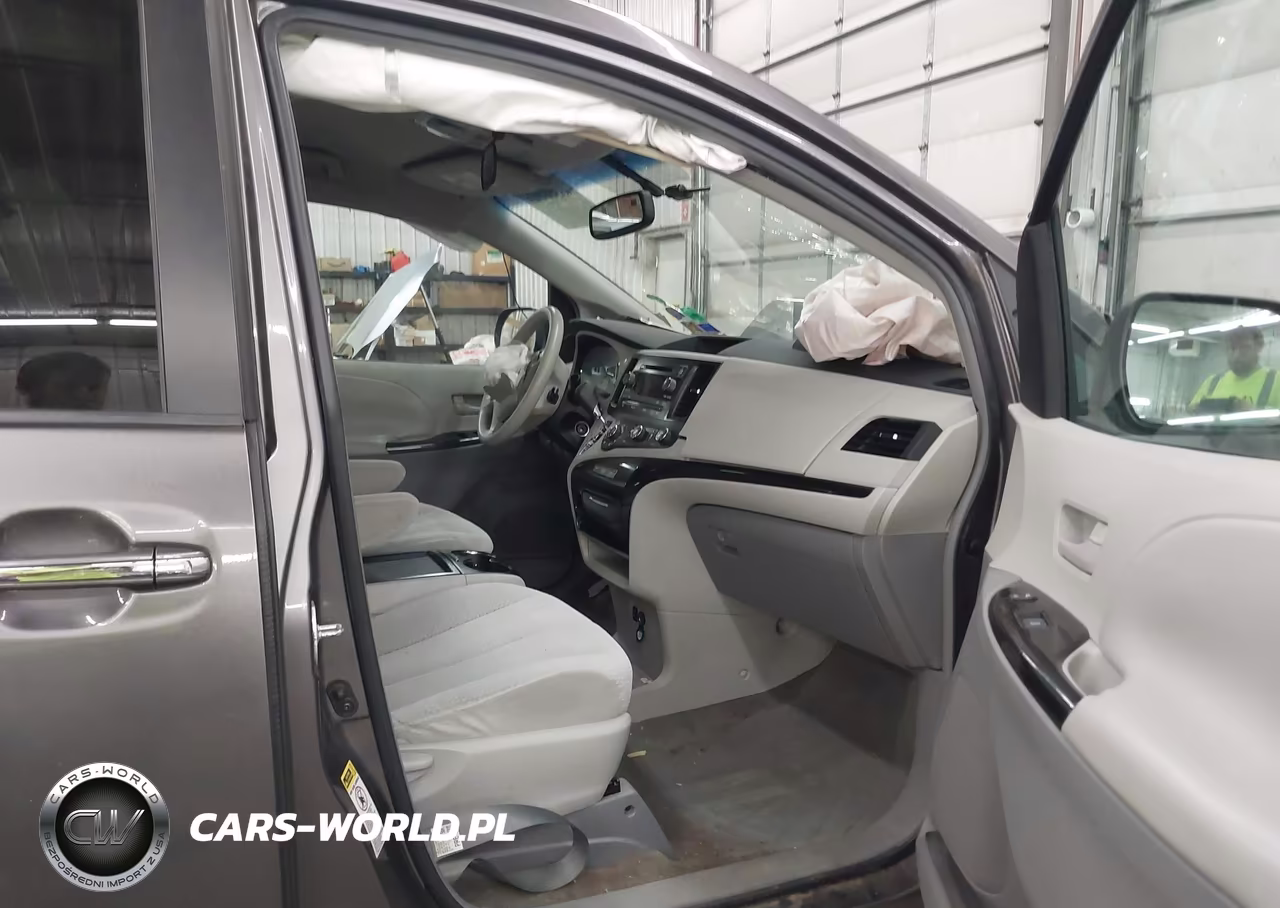2011 Toyota Sienna Le V6 VIN:5TDKK3DC3BS116169 - 5