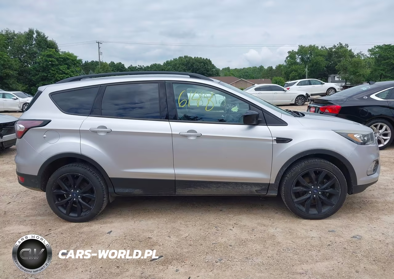 2018 Ford Escape Se VIN:1FMCU9GDXJUB09683 - 11