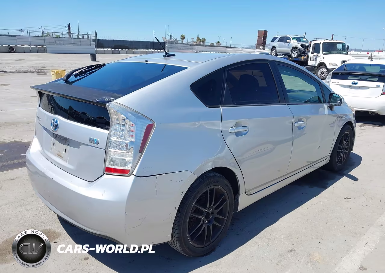 2010 Toyota Prius Ii VIN:JTDKN3DU4A0156827 - 4