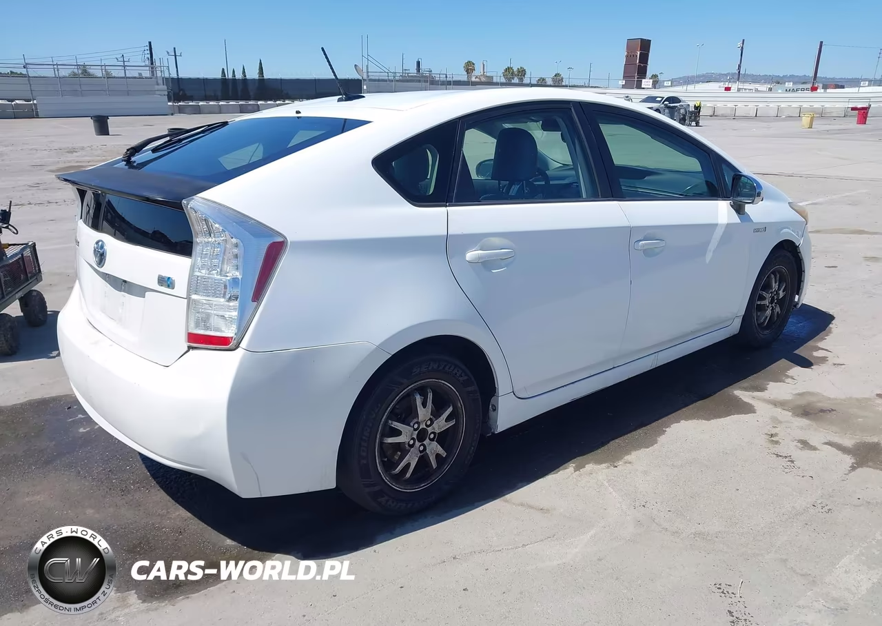 2010 Toyota Prius V VIN:JTDKN3DU2A5178795 - 4