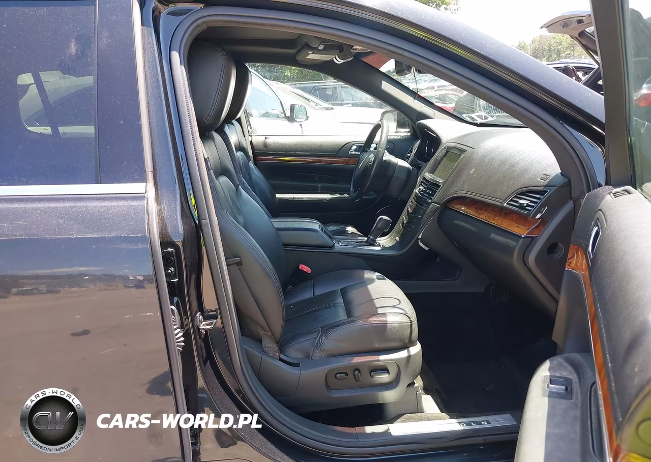 2014 Lincoln Mkt Livery VIN:2LMHJ5NK6EBL53100 - 5