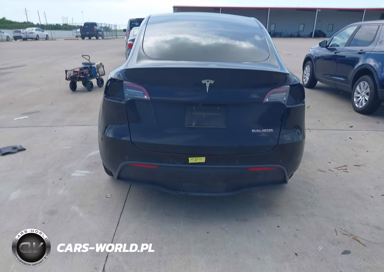 2022 Tesla Model Y Performance Dual Motor All-Wheel Drive VIN:7SAYGDEF3NF353542 - 16