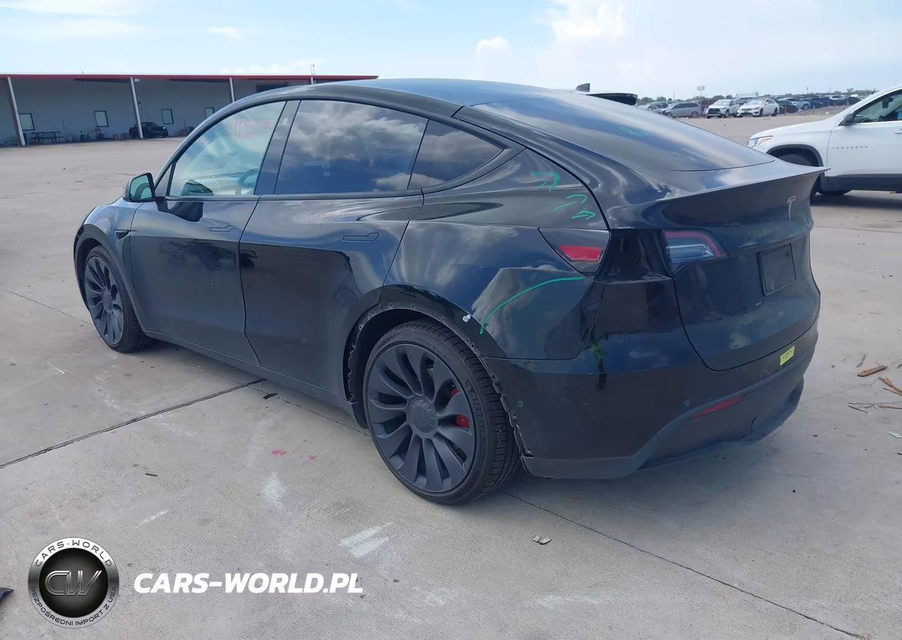 2022 Tesla Model Y Performance Dual Motor All-Wheel Drive VIN:7SAYGDEF3NF353542 - 3