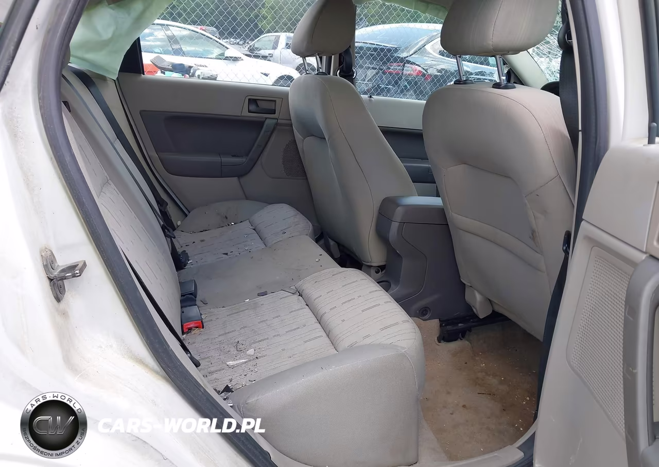 2011 Ford Focus Se VIN:1FAHP3FN6BW132706 - 8