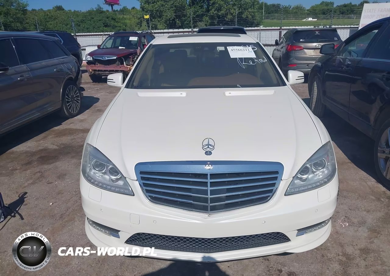 2011 Mercedes-Benz S 550 VIN:WDDNG7BB3BA396615 - 13