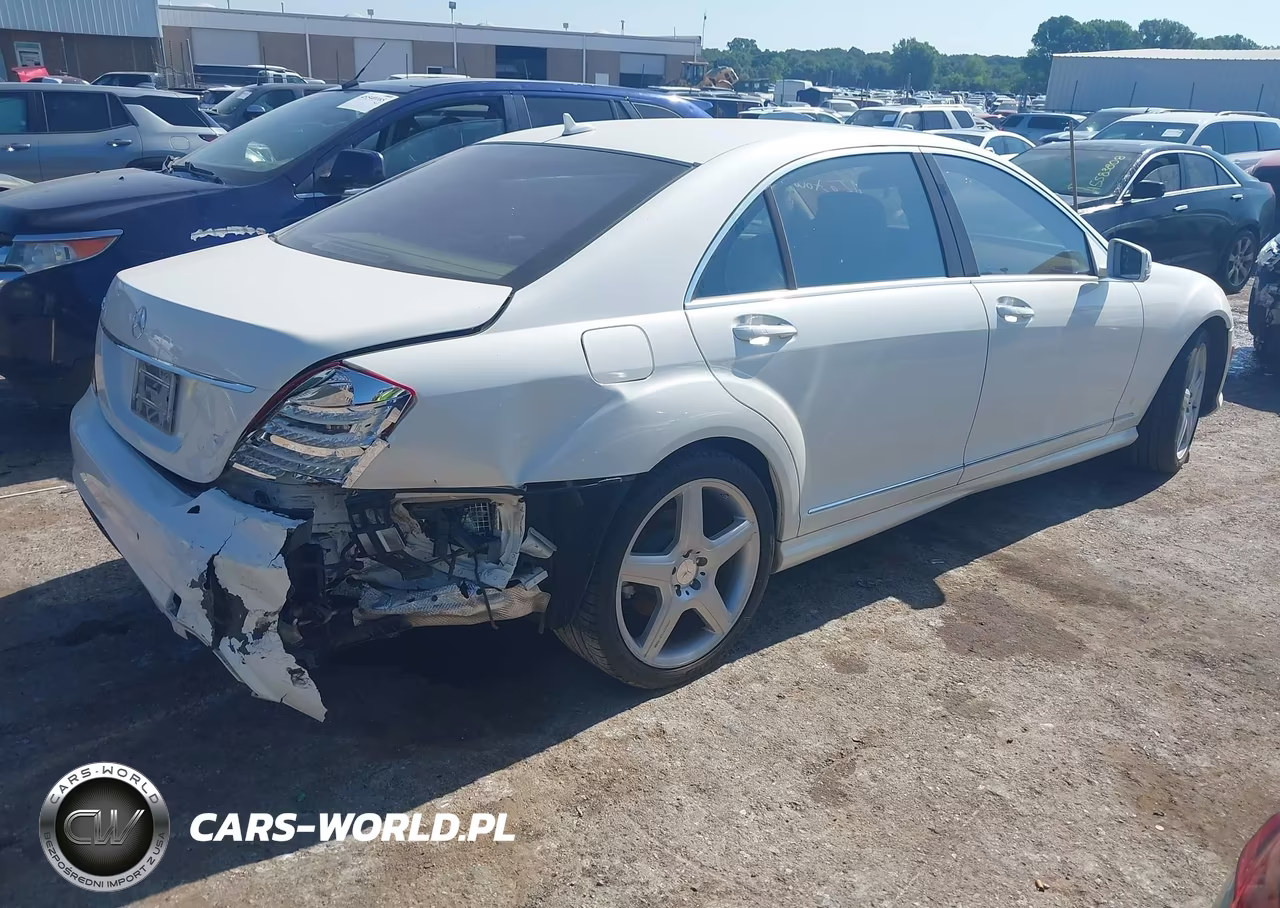 2011 Mercedes-Benz S 550 VIN:WDDNG7BB3BA396615 - 4