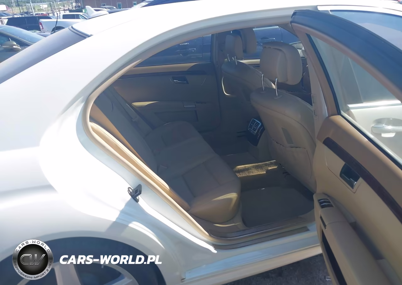 2011 Mercedes-Benz S 550 VIN:WDDNG7BB3BA396615 - 8