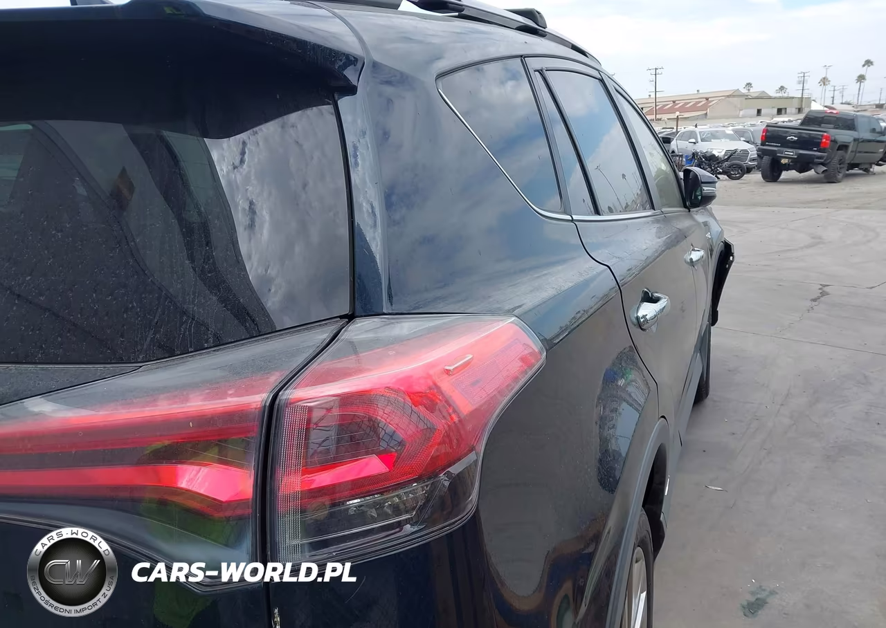 2018 Toyota Rav4 Hybrid Limited VIN:JTMDJREV1JD172913 - 4