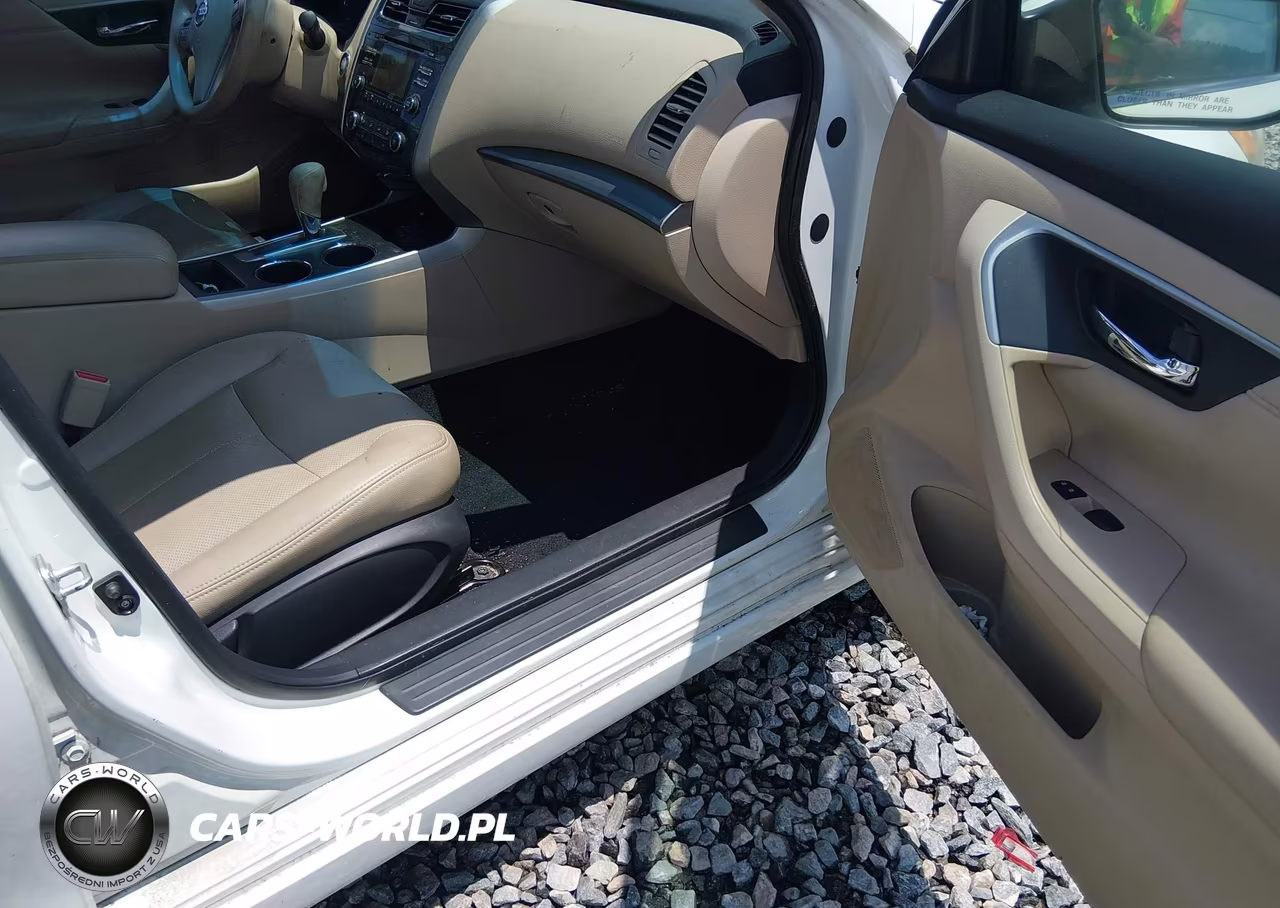 2015 Nissan Altima 2.5 S VIN:1N4AL3AP7FC458060 - 5