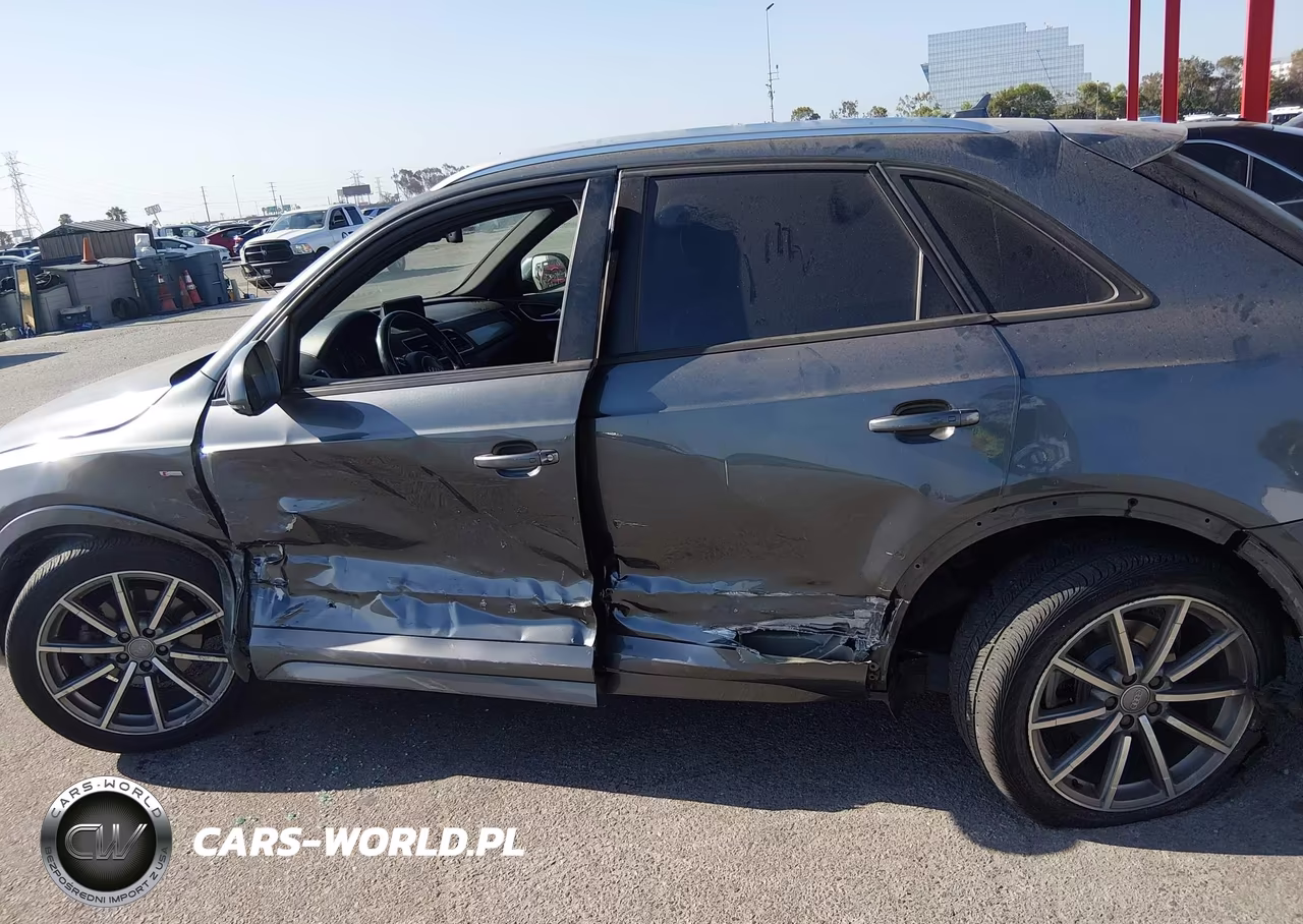 2018 Audi Q3 2.0T Premium VIN:WA1BCCFS8JR035385 - 14