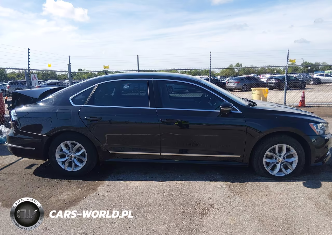 2017 Volkswagen Passat 1.8T S VIN:1VWAT7A36HC047585 - 13