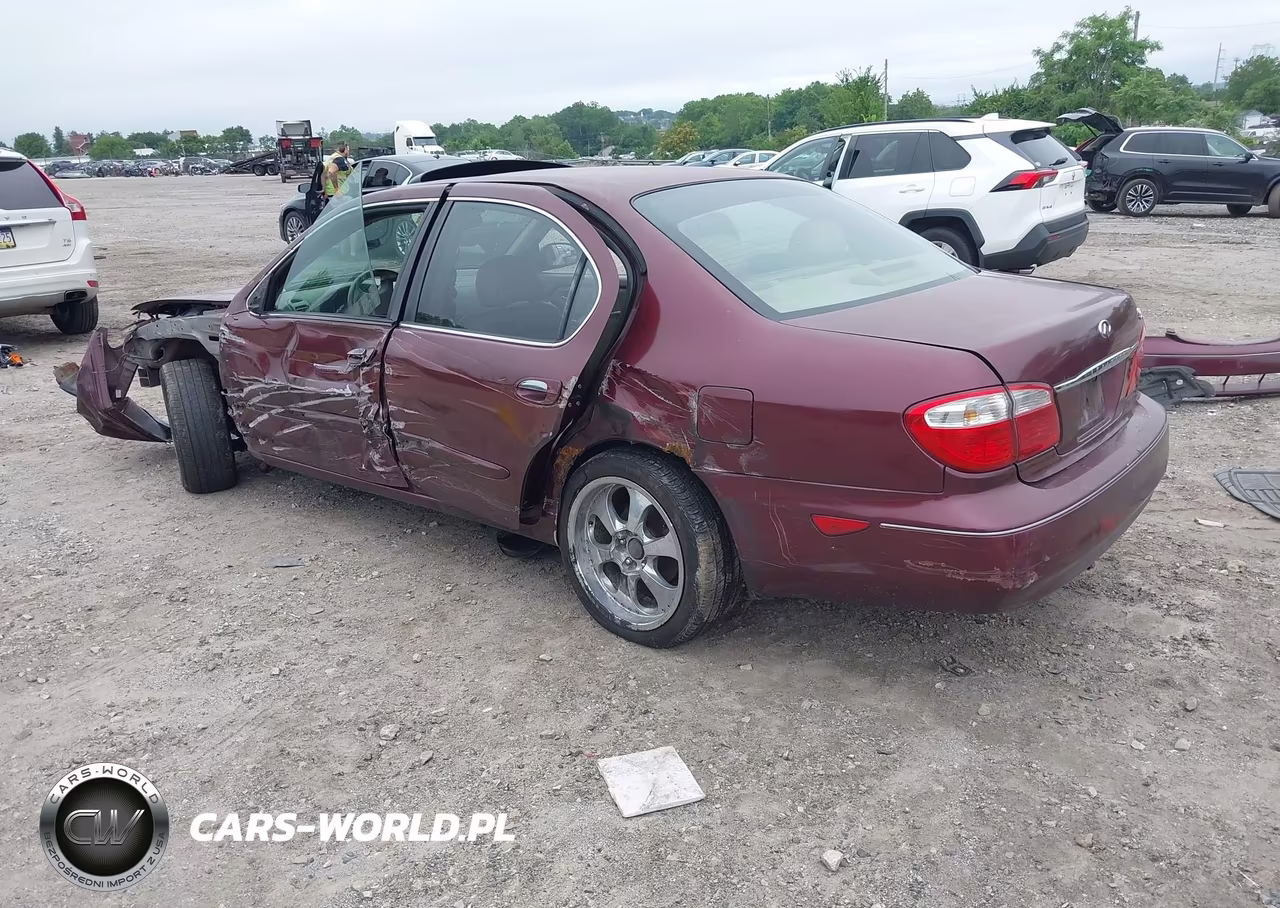 2000 Infiniti I30 Luxury-Touring VIN:JNKCA31AXYT121839 - 3