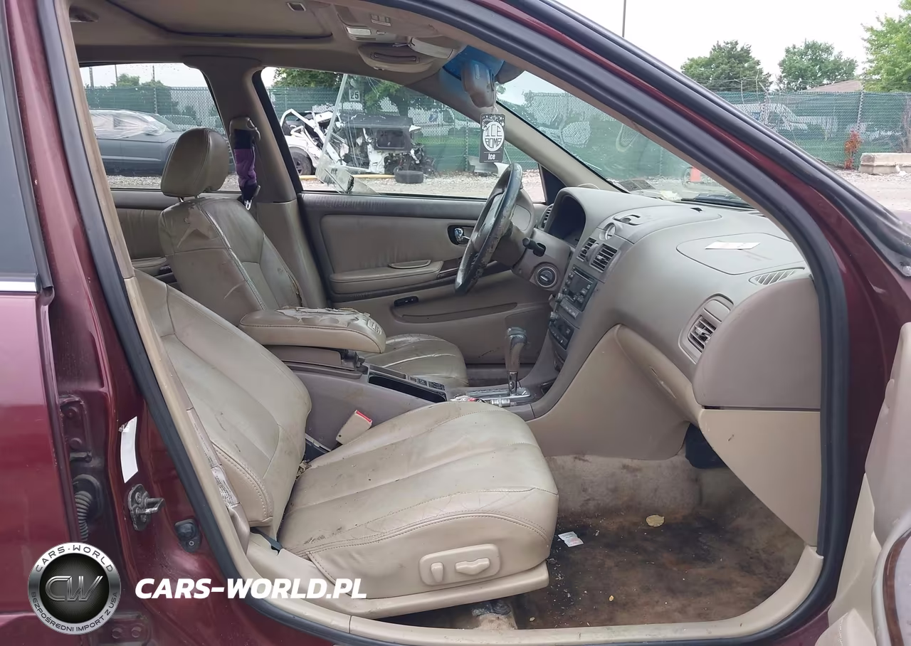 2000 Infiniti I30 Luxury-Touring VIN:JNKCA31AXYT121839 - 5
