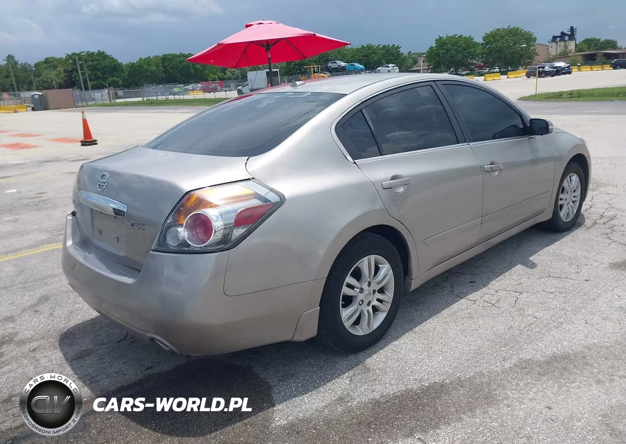 2012 Nissan Altima 2.5 S VIN:1N4AL2AP9CC139300 - 4