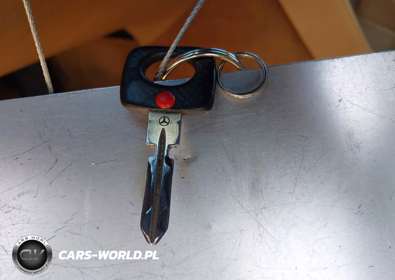 1990 Mercedes-Benz 300 Se VIN:WDBCA24D6LA505881 - 11