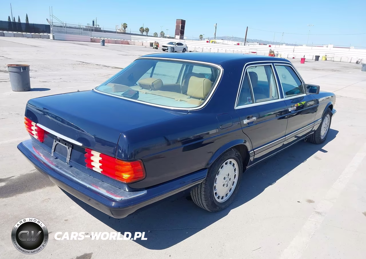 1990 Mercedes-Benz 300 Se VIN:WDBCA24D6LA505881 - 4