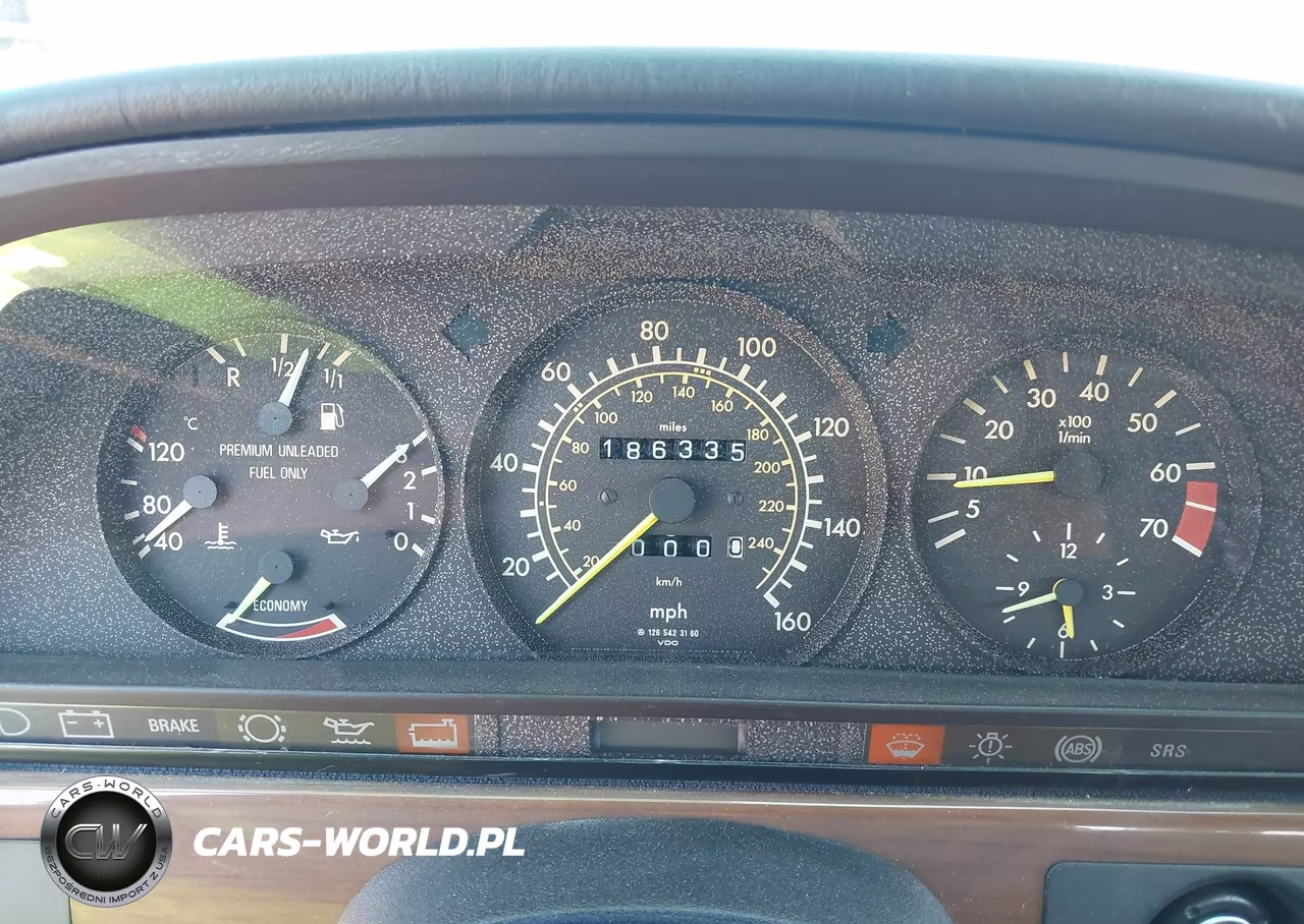 1990 Mercedes-Benz 300 Se VIN:WDBCA24D6LA505881 - 7