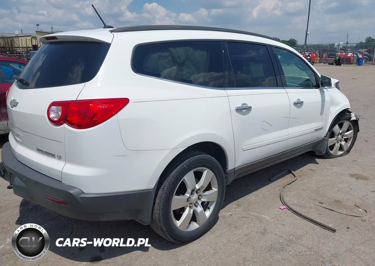 2009 Chevrolet Traverse Lt VIN:1GNEV23DX9S159845 - 4