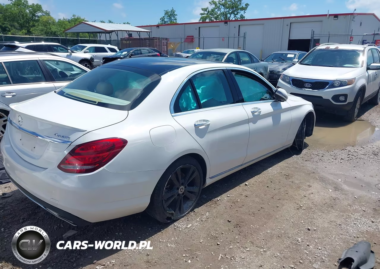 2016 Mercedes-Benz C 300 4Matic VIN:55SWF4KB3GU149477 - 4