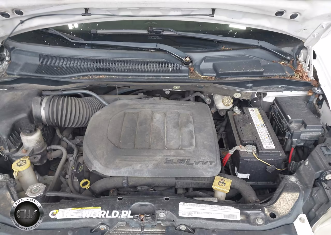 2011 Chrysler Town & Country Limited VIN:2A4RR6DG9BR609937 - 10