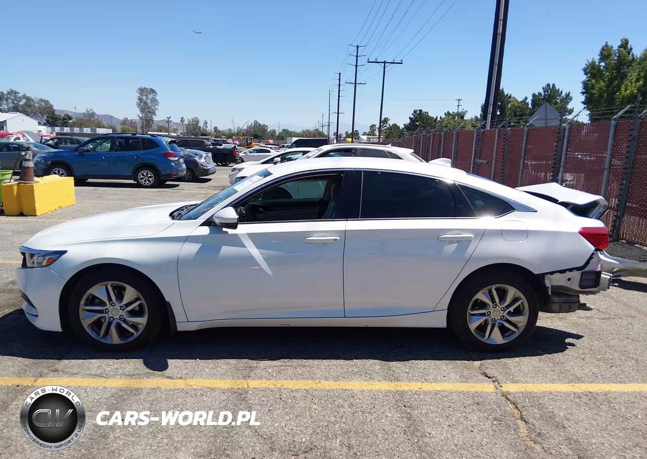 2018 Honda Accord Lx VIN:1HGCV1F10JA062886 - 15