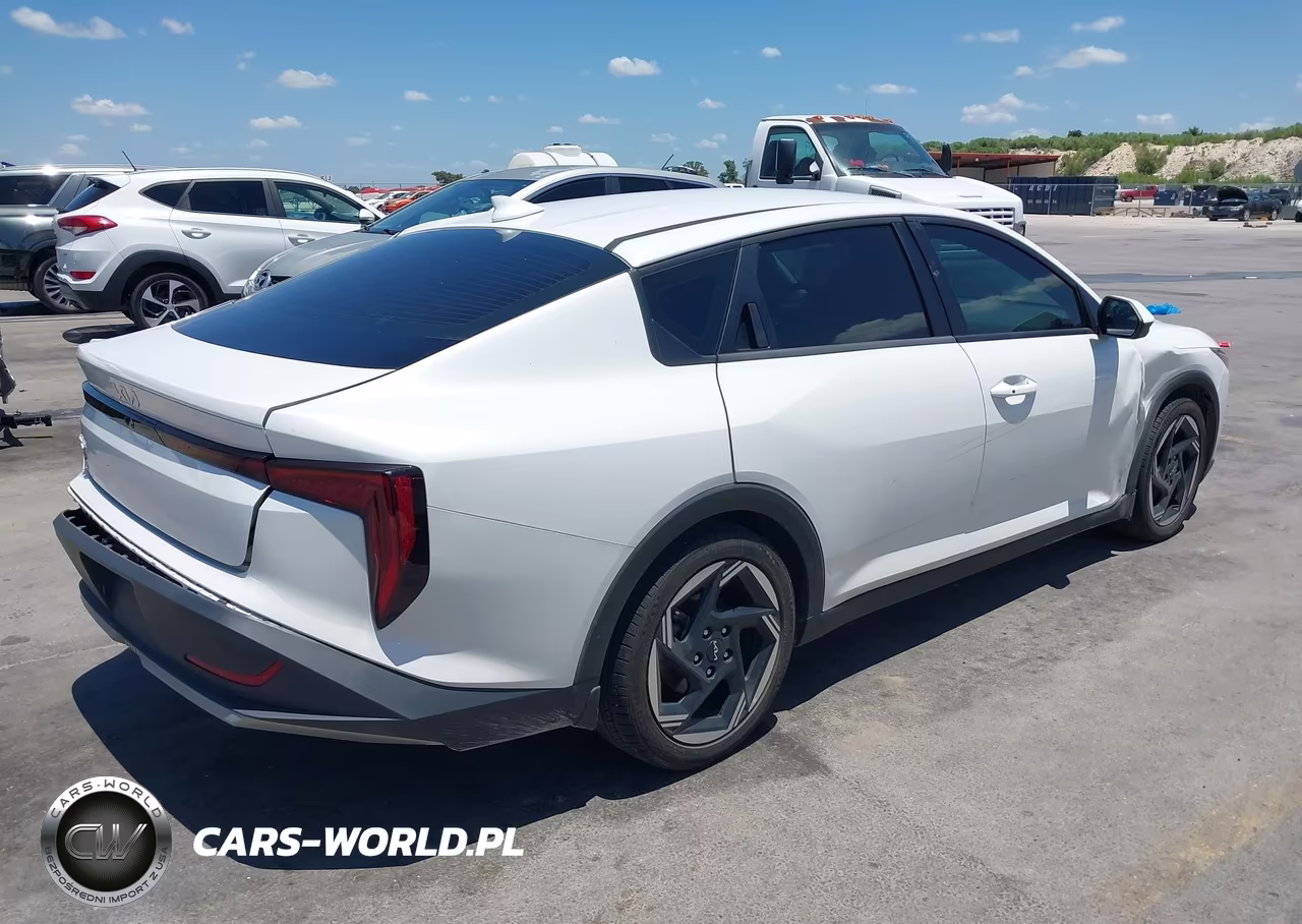 2025 Kia K4 Ex VIN:3KPFU4DE8SE123258 - 4