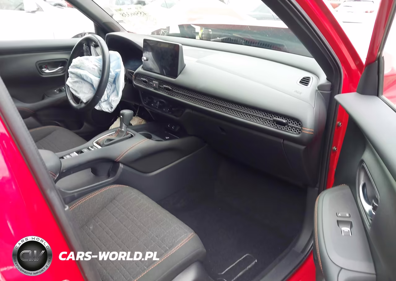 2026 Honda Hr-V Awd Sport VIN:3CZRZ2H55TM708393 - 5