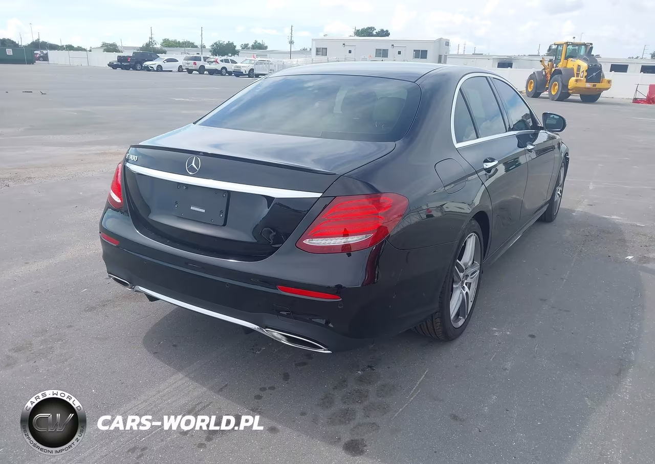2018 Mercedes-Benz E 300 VIN:WDDZF4JB0JA379127 - 4