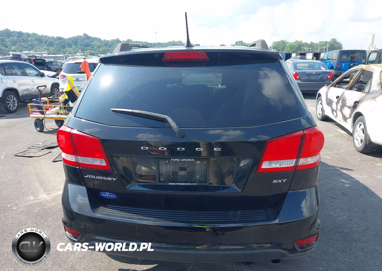 2018 Dodge Journey Sxt VIN:3C4PDCBB0JT158099 - 17