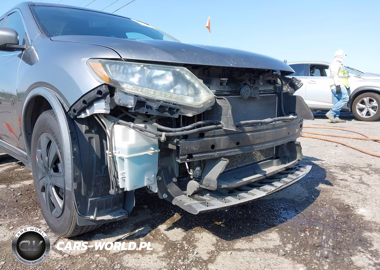 2016 Nissan Rogue S VIN:KNMAT2MT3GP613811 - 13