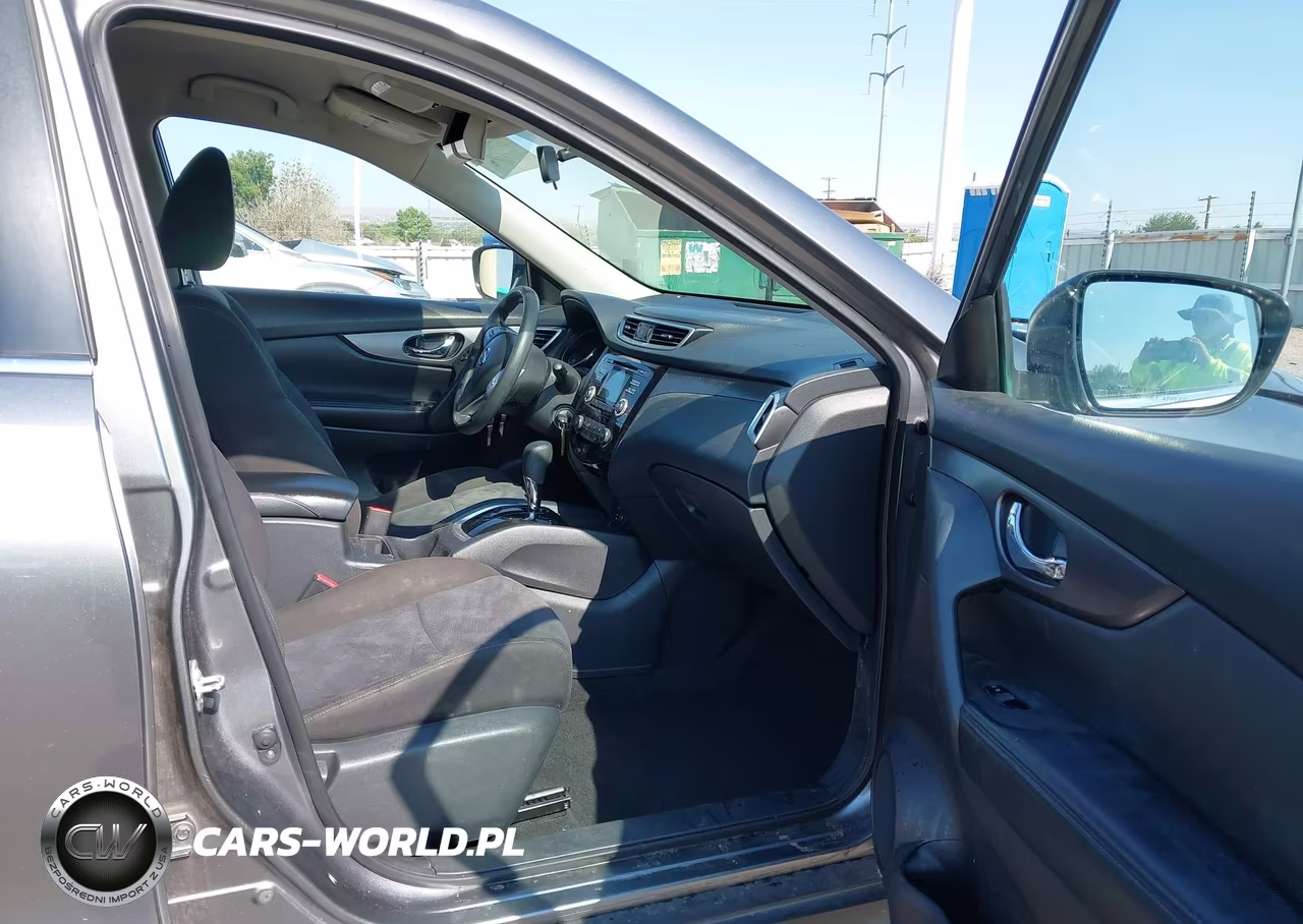 2016 Nissan Rogue S VIN:KNMAT2MT3GP613811 - 5