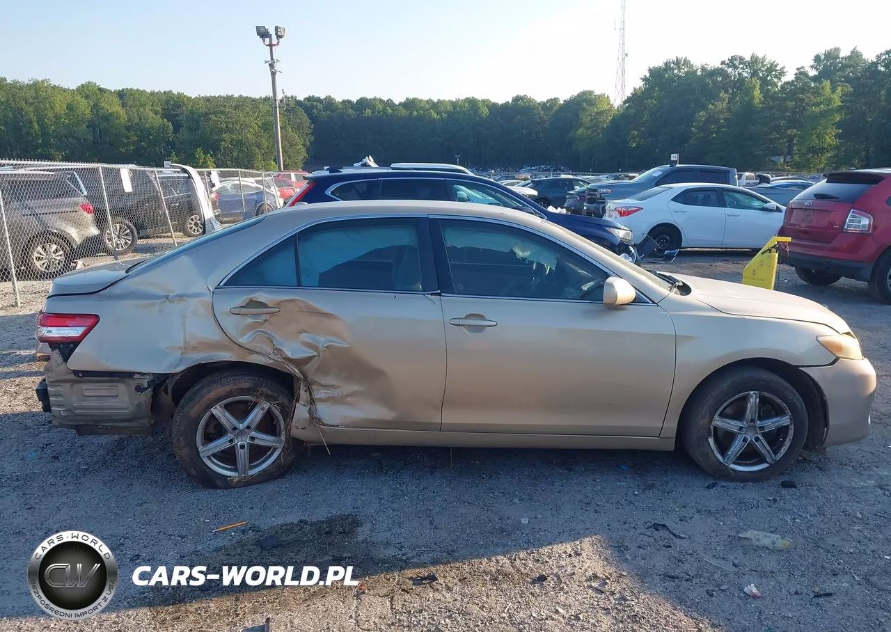 2011 Toyota Camry Le VIN:4T1BF3EK2BU159810 - 14