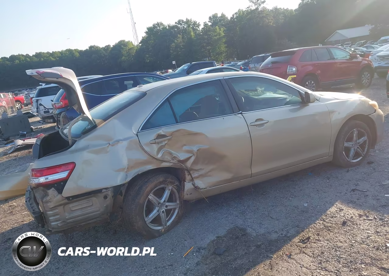 2011 Toyota Camry Le VIN:4T1BF3EK2BU159810 - 4