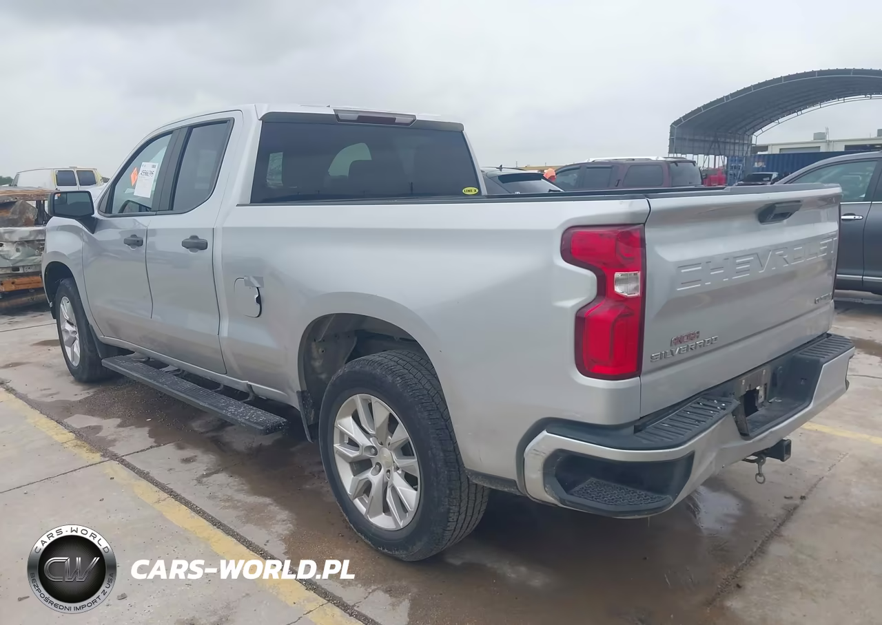 2020 Chevrolet Silverado 1500 2Wd Standard Bed Custom VIN:1GCRWBEH0LZ248720 - 3